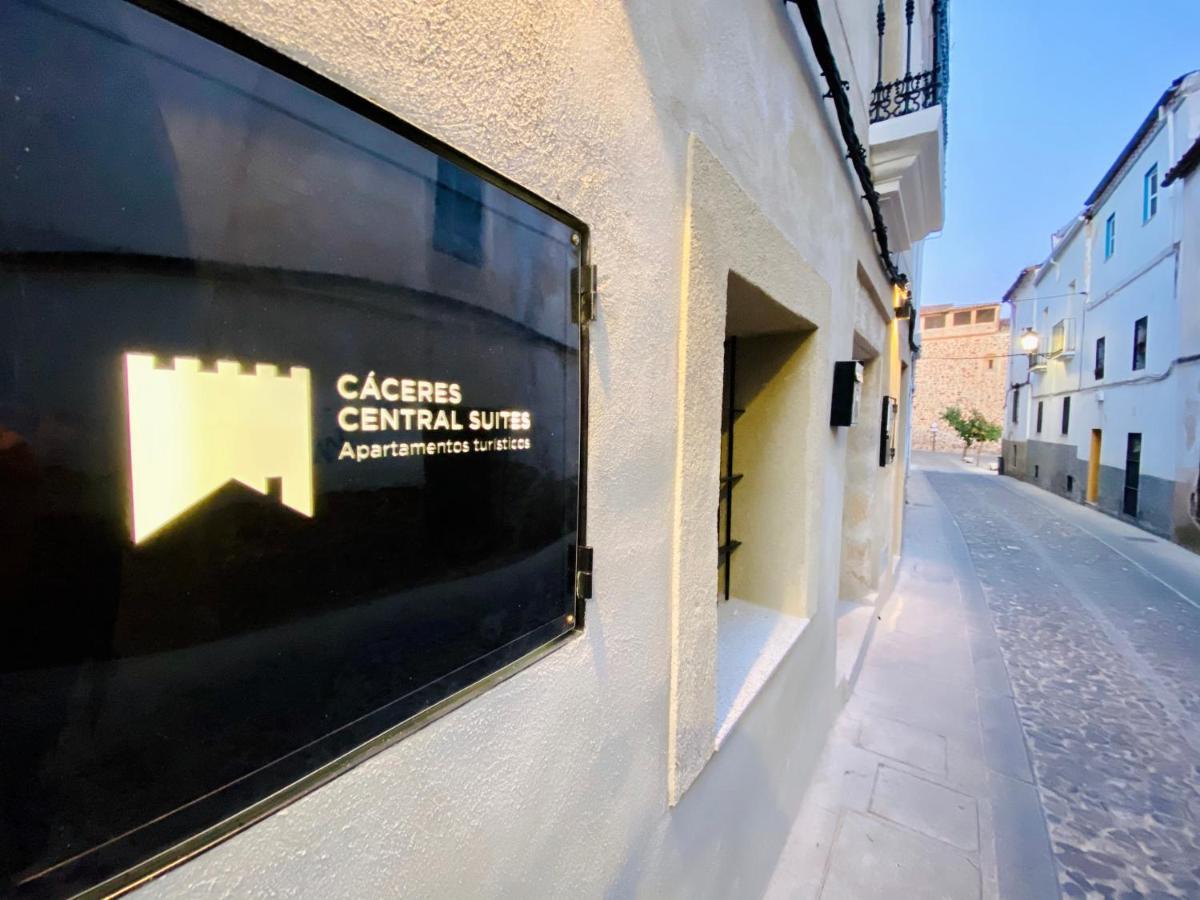 Apartamentos Caceres Central Suites "Torres De Caceres" Екстер'єр фото